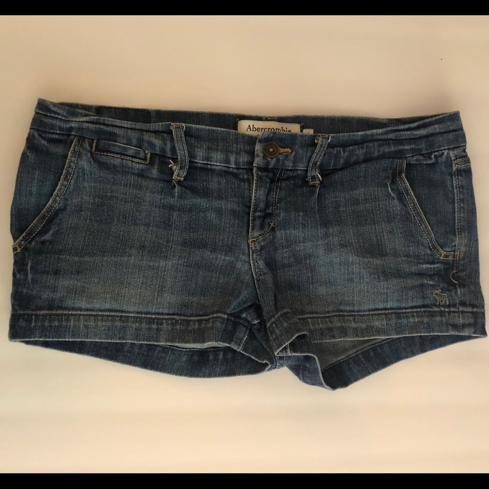 Abercrombie & Fitch Stretch jean shorts